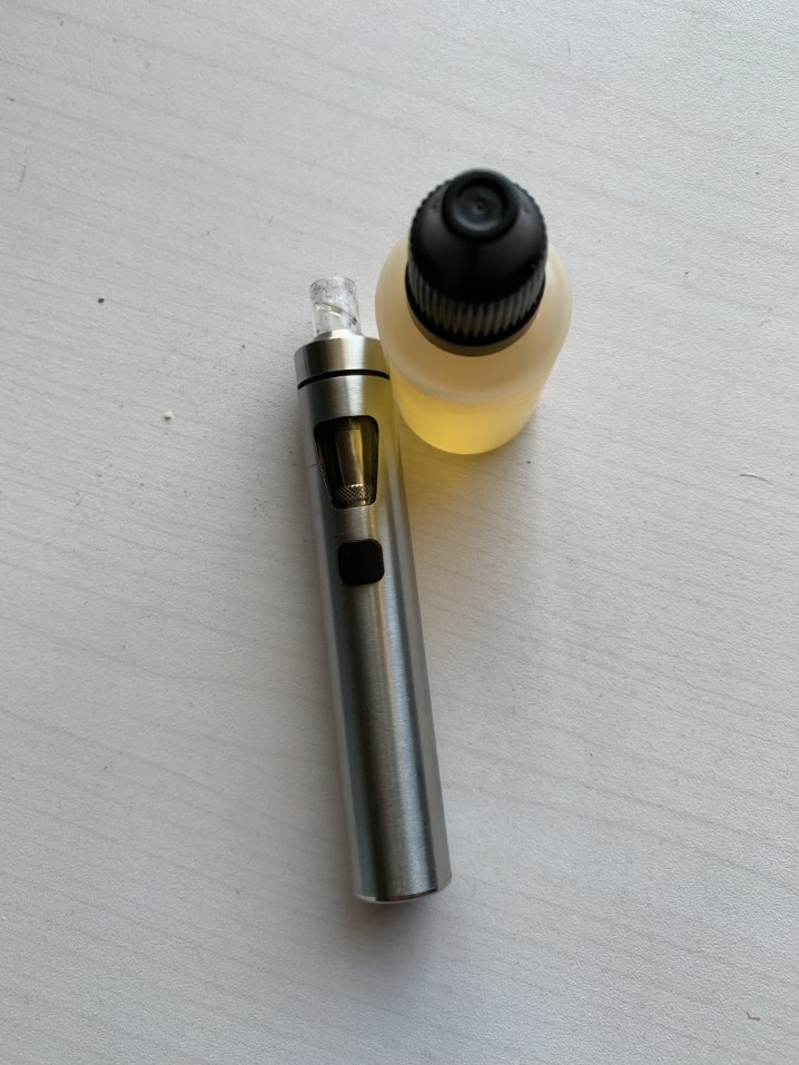 vaping oil- CBD vapes